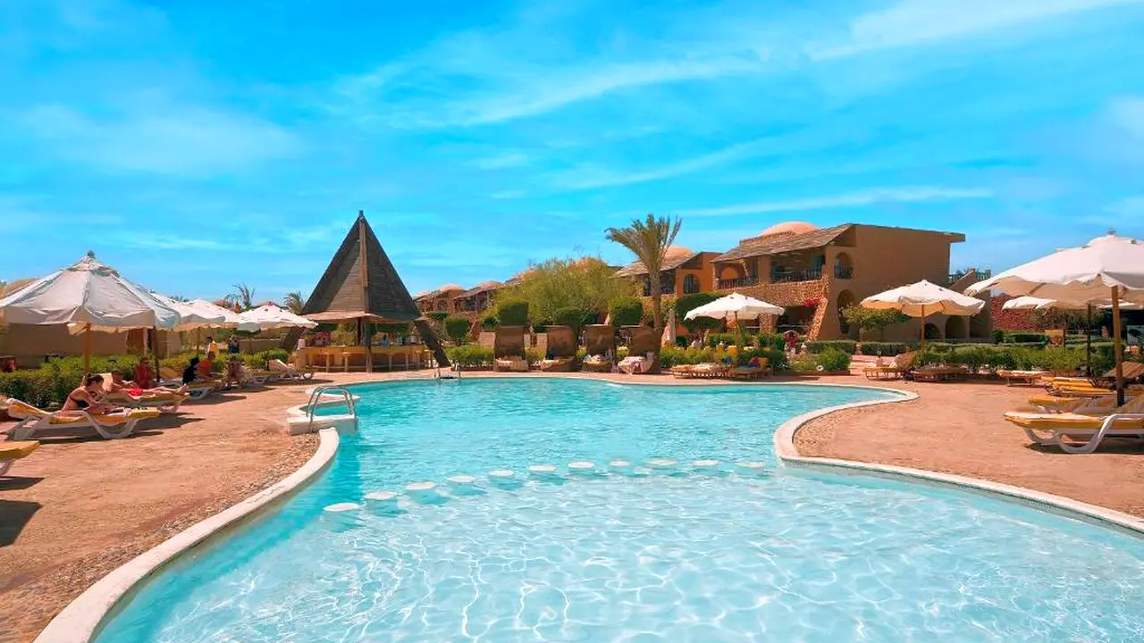 الفندق الباتروس فيتا ريزورت - بورتوفينو - مرسى علم